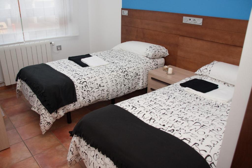 Hotel Cuentame บูร์โกส ภายนอก รูปภาพ