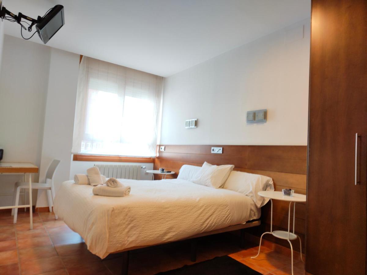 Hotel Cuentame บูร์โกส ภายนอก รูปภาพ