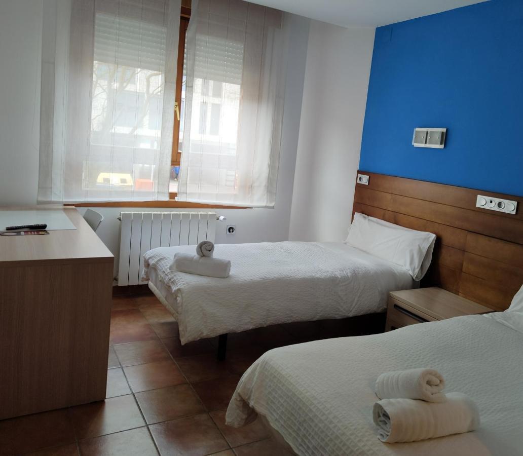 Hotel Cuentame บูร์โกส ภายนอก รูปภาพ