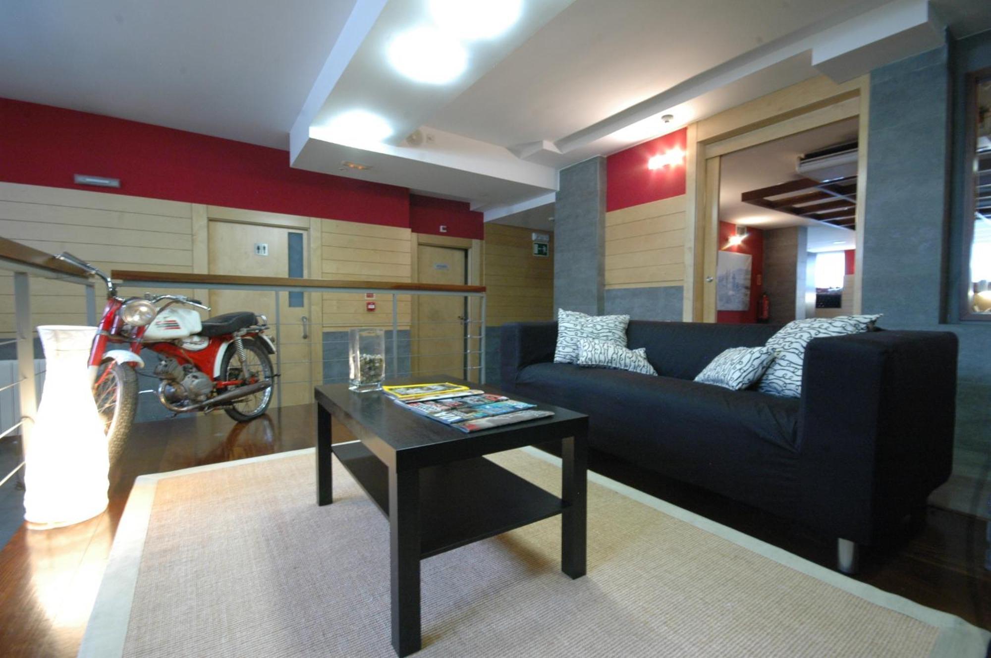 Hotel Cuentame บูร์โกส ภายนอก รูปภาพ